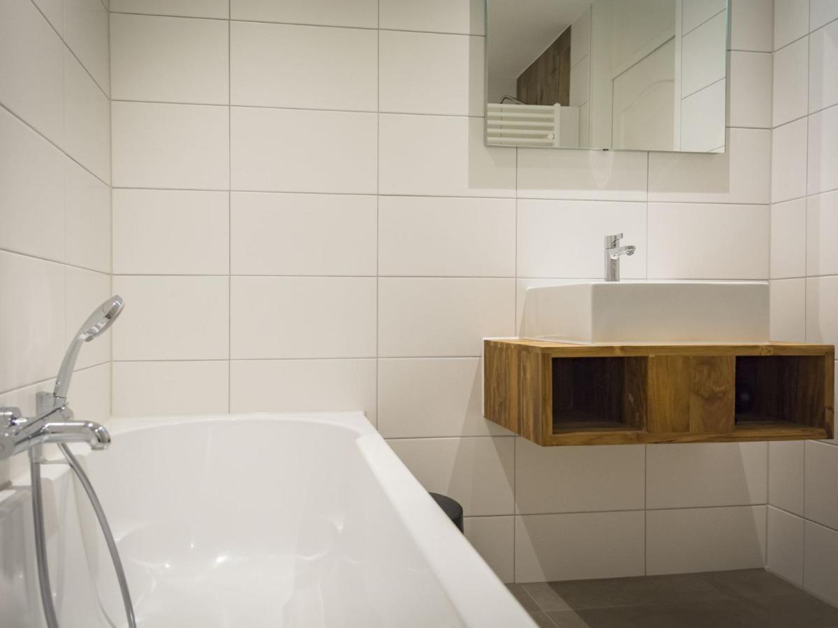 Apartment In Tasteful Farmhouse In De Cocksdorp On The Wadden Island Of Texel Eksteriør billede
