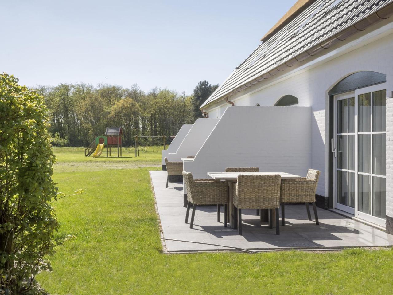 Apartment In Tasteful Farmhouse In De Cocksdorp On The Wadden Island Of Texel Eksteriør billede